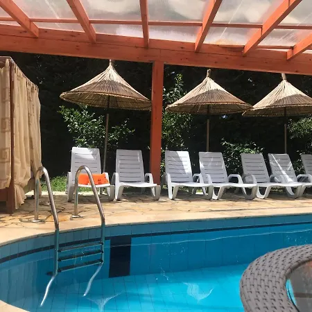 & Hotel 4*
