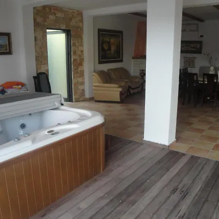 Hotel &
