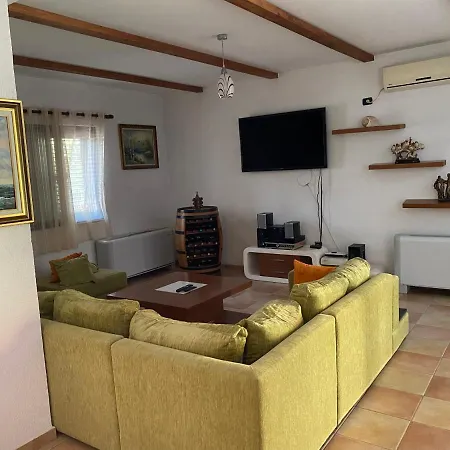& Hotel 4*