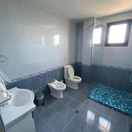 & Durres